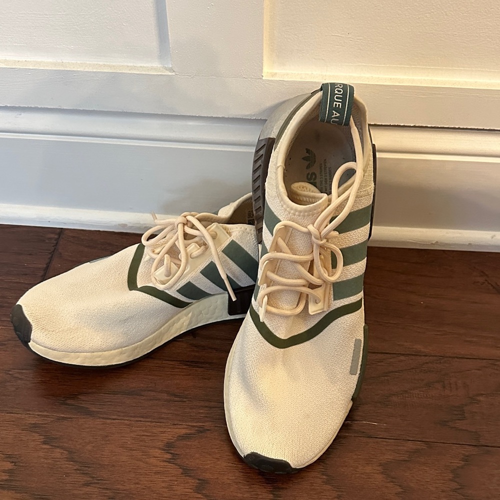 adidas Originals Women's NMD_R1 Shoes